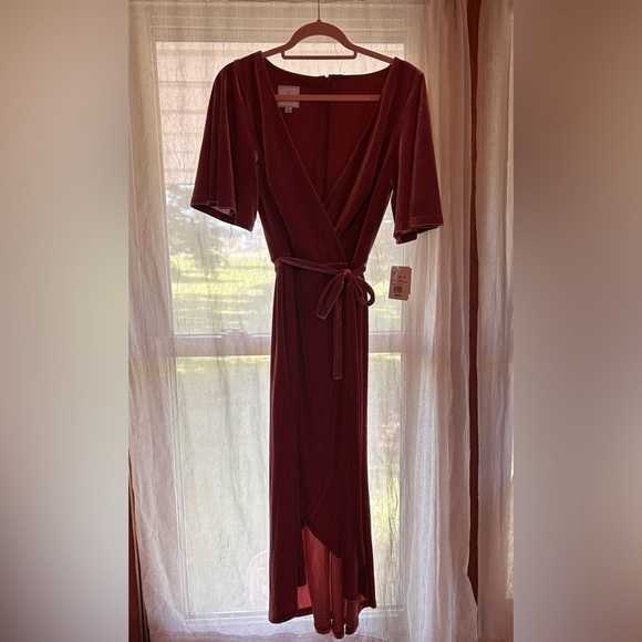 NWT DB Studio Velvet Dress - Picture 1 of 5